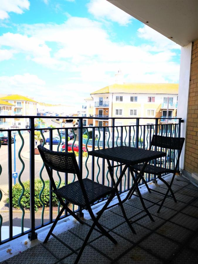 Ferienwohnung Marina Living With Parking, Balcony, Quiet And Secure Hove Exterior foto