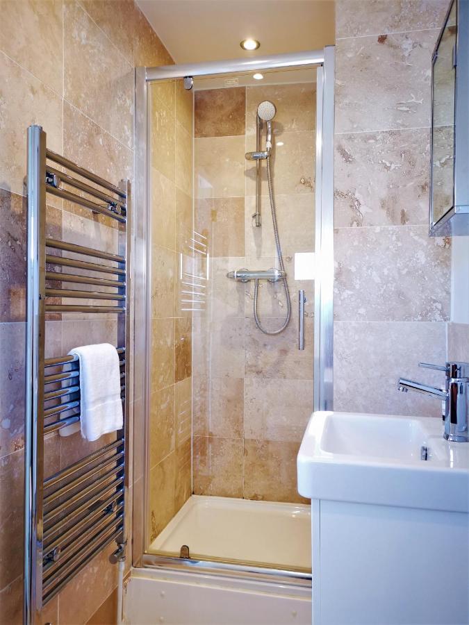 Ferienwohnung Marina Living With Parking, Balcony, Quiet And Secure Hove Exterior foto