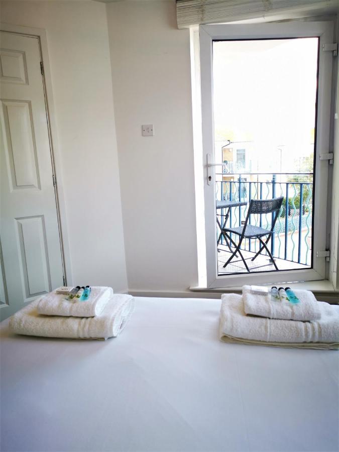 Ferienwohnung Marina Living With Parking, Balcony, Quiet And Secure Hove Exterior foto