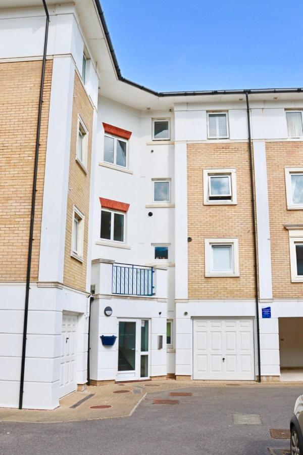 Ferienwohnung Marina Living With Parking, Balcony, Quiet And Secure Hove Exterior foto