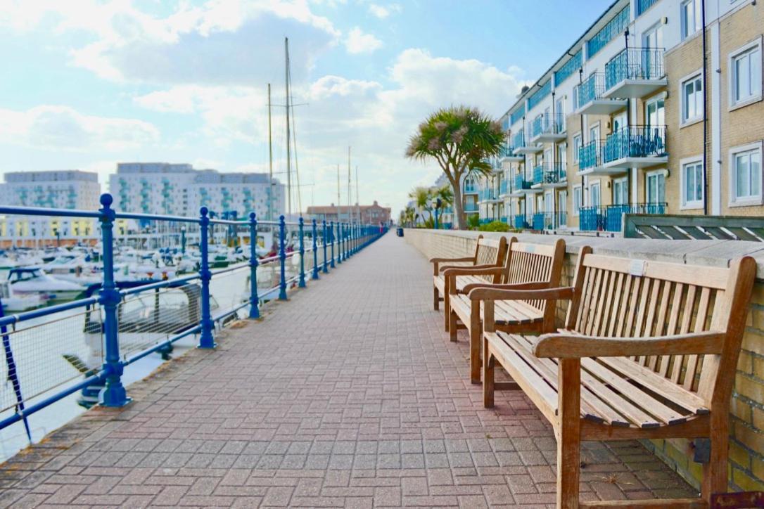 Ferienwohnung Marina Living With Parking, Balcony, Quiet And Secure Hove Exterior foto