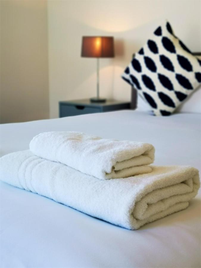 Ferienwohnung Marina Living With Parking, Balcony, Quiet And Secure Hove Exterior foto