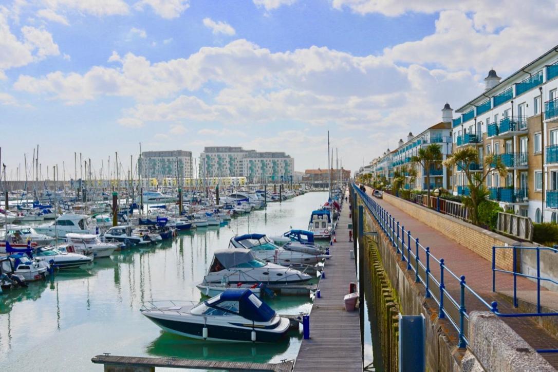 Ferienwohnung Marina Living With Parking, Balcony, Quiet And Secure Hove Exterior foto