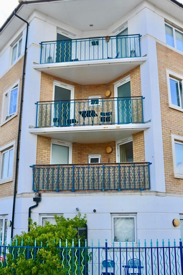 Ferienwohnung Marina Living With Parking, Balcony, Quiet And Secure Hove Exterior foto